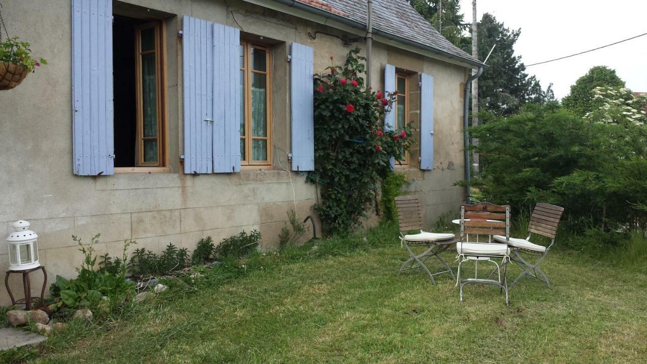 Le Petit Savriere B&B Tronget Экстерьер фото