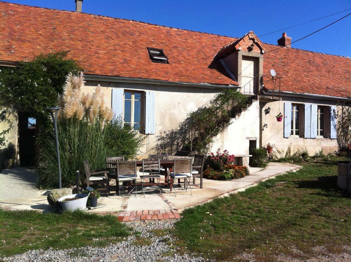 Le Petit Savriere B&B Tronget Экстерьер фото