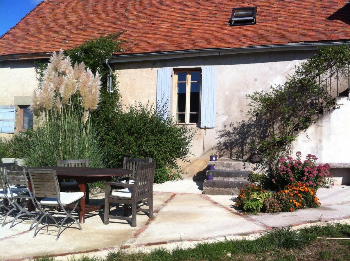 Le Petit Savriere B&B Tronget Экстерьер фото