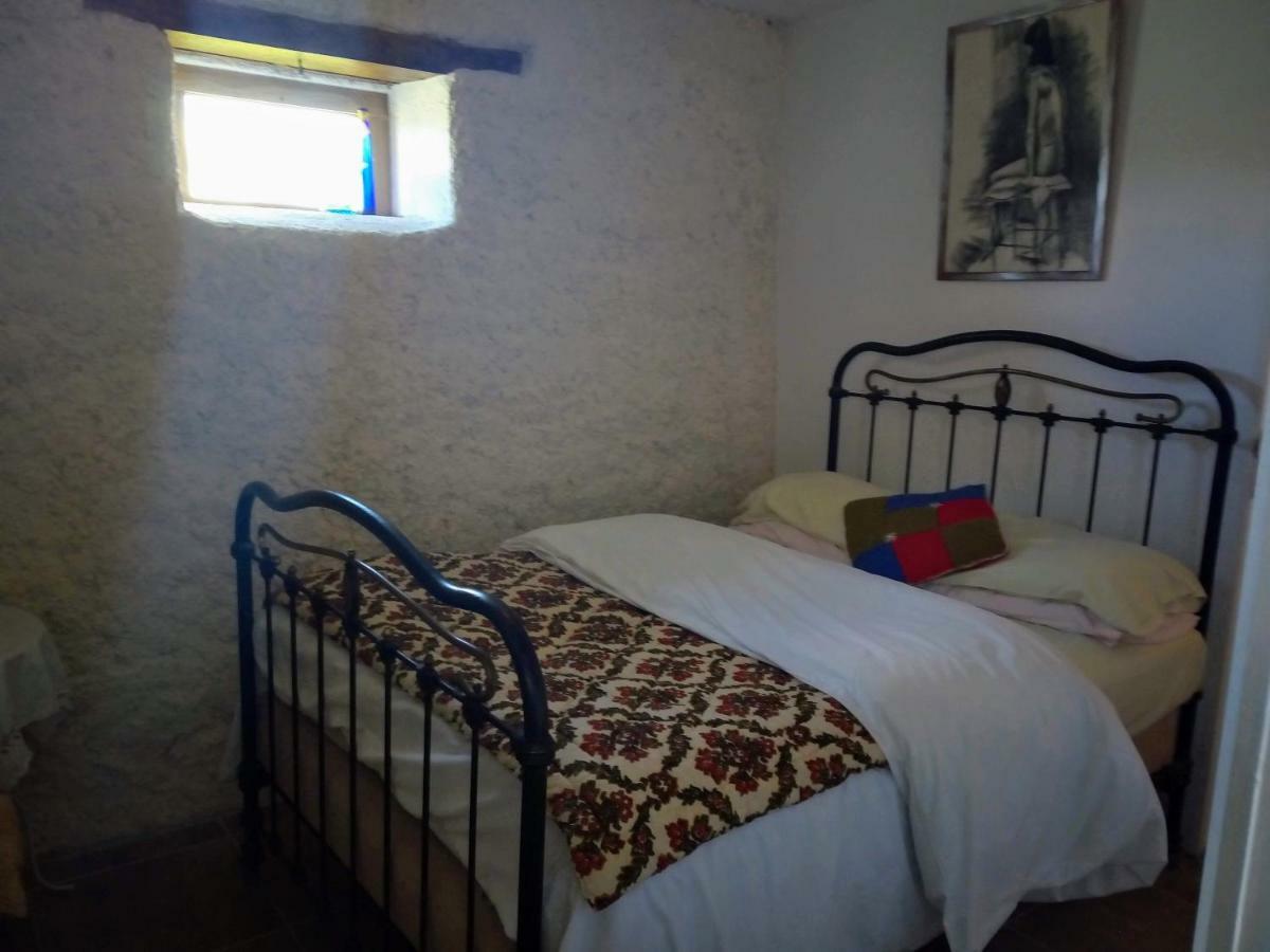 Le Petit Savriere B&B Tronget Экстерьер фото