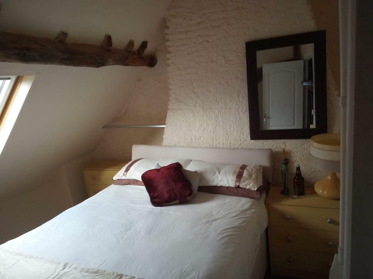 Le Petit Savriere B&B Tronget Экстерьер фото