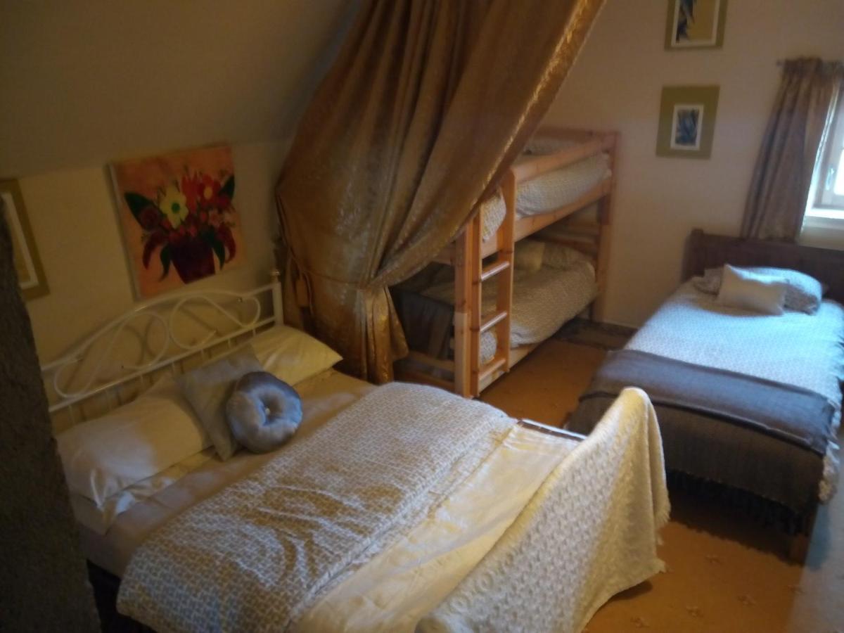 Le Petit Savriere B&B Tronget Экстерьер фото